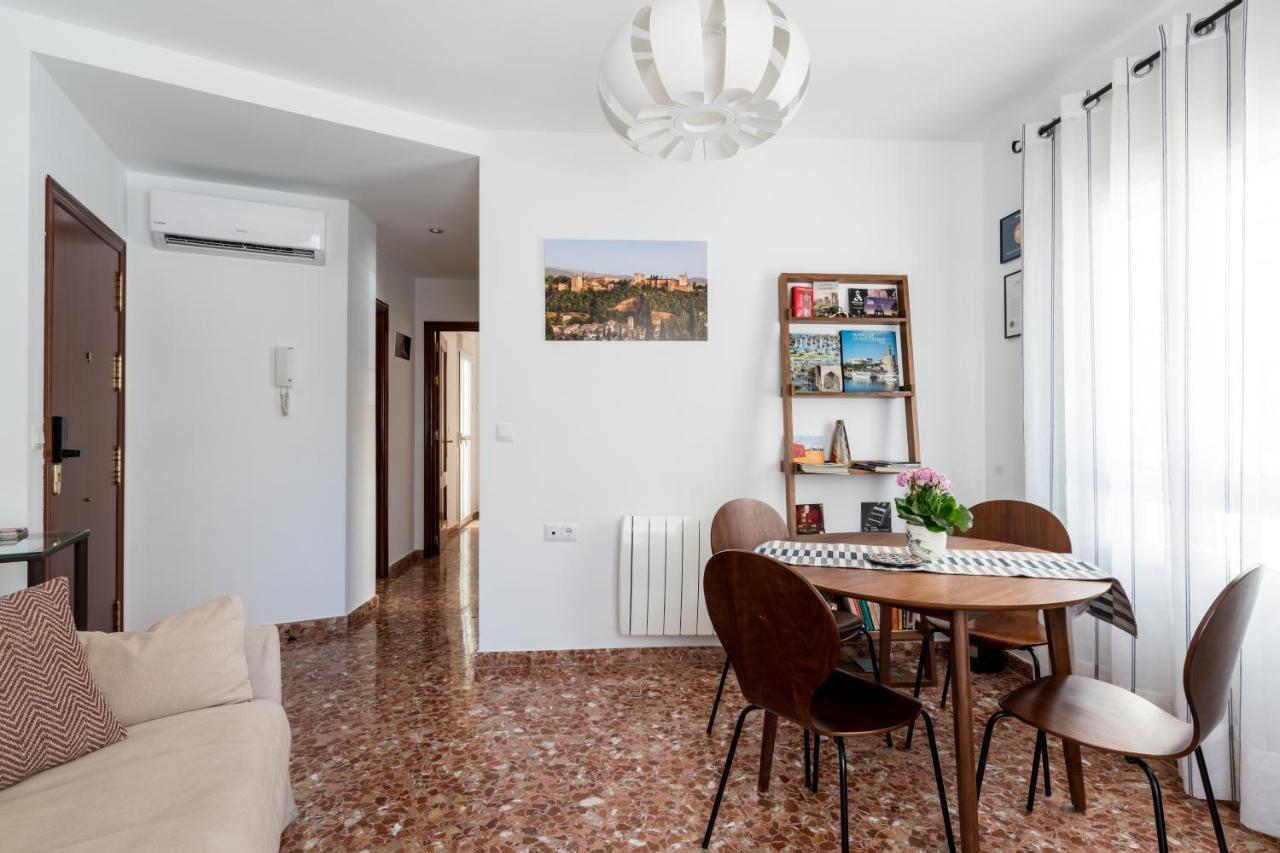 Anna - Triana Apartment Seville Ngoại thất bức ảnh